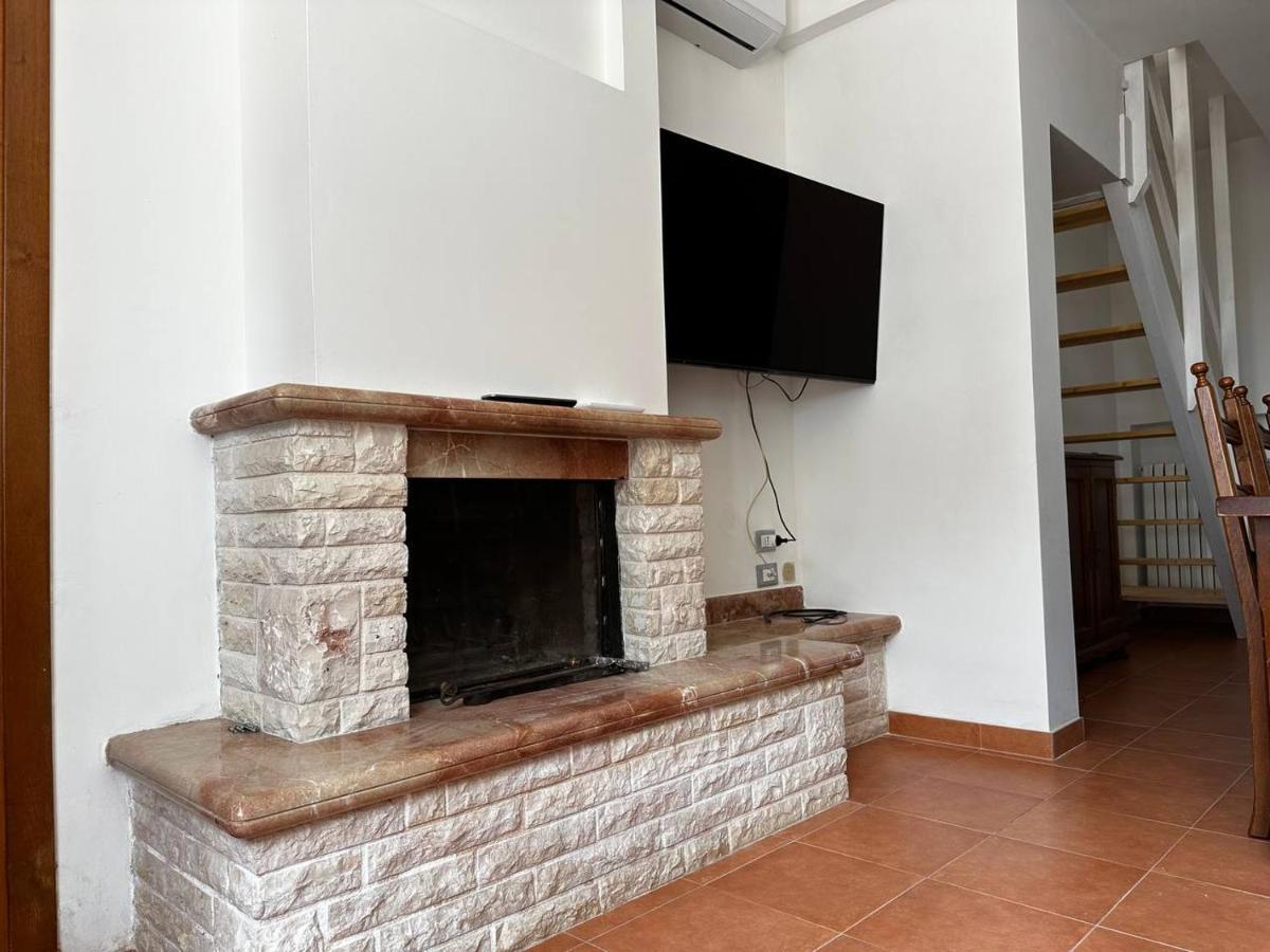דירות לוקורוטונדו Maison Dei Trulli מראה חיצוני תמונה